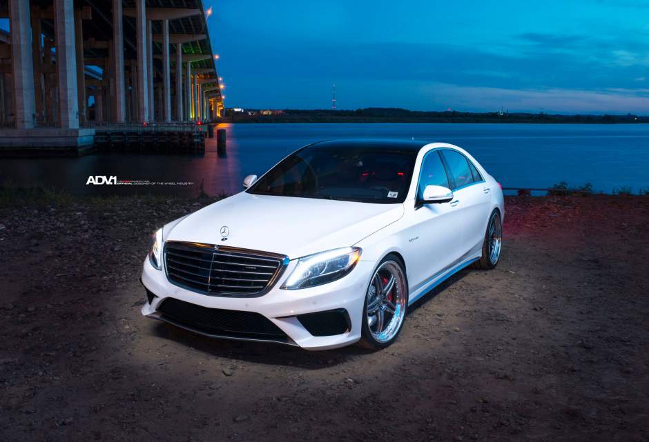 2016 Mercedes-Benz AMG S photo