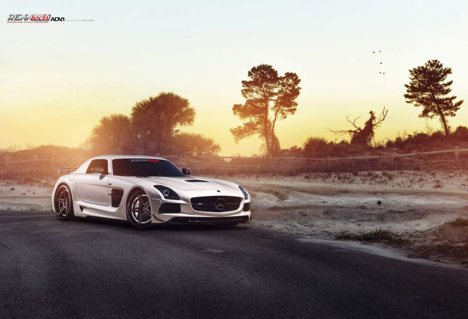 2014 Mercedes-Benz SLS AMG photo