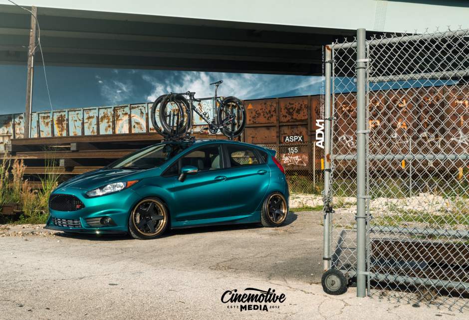 2015 Ford Fiesta photo