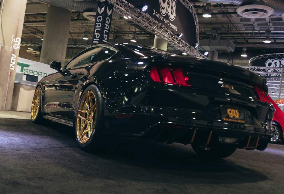 2015 Ford Mustang photo