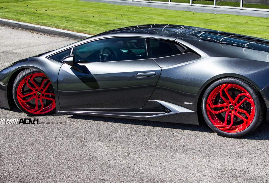 2015 Lamborghini Huracan photo