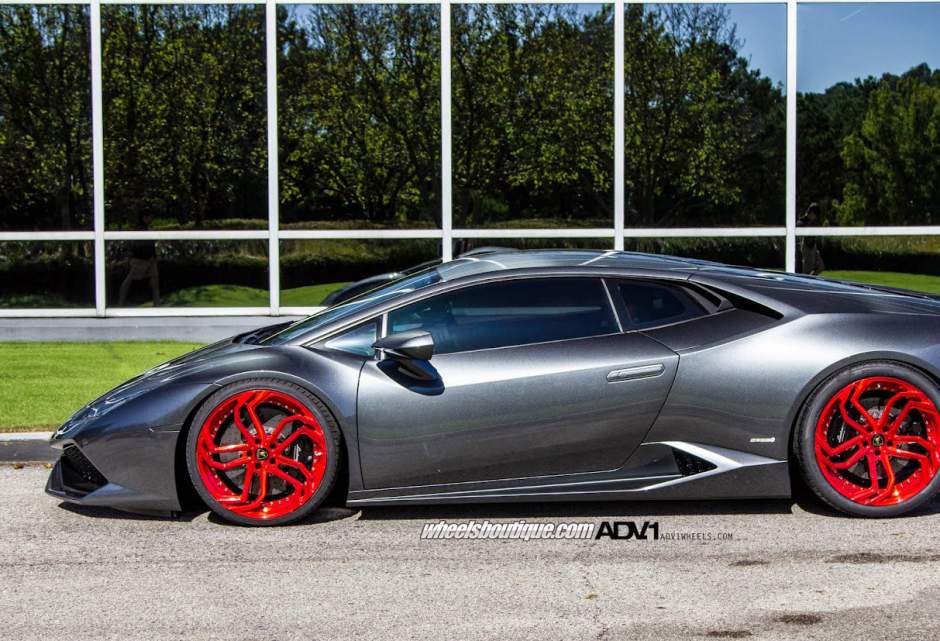 2015 Lamborghini Huracan photo