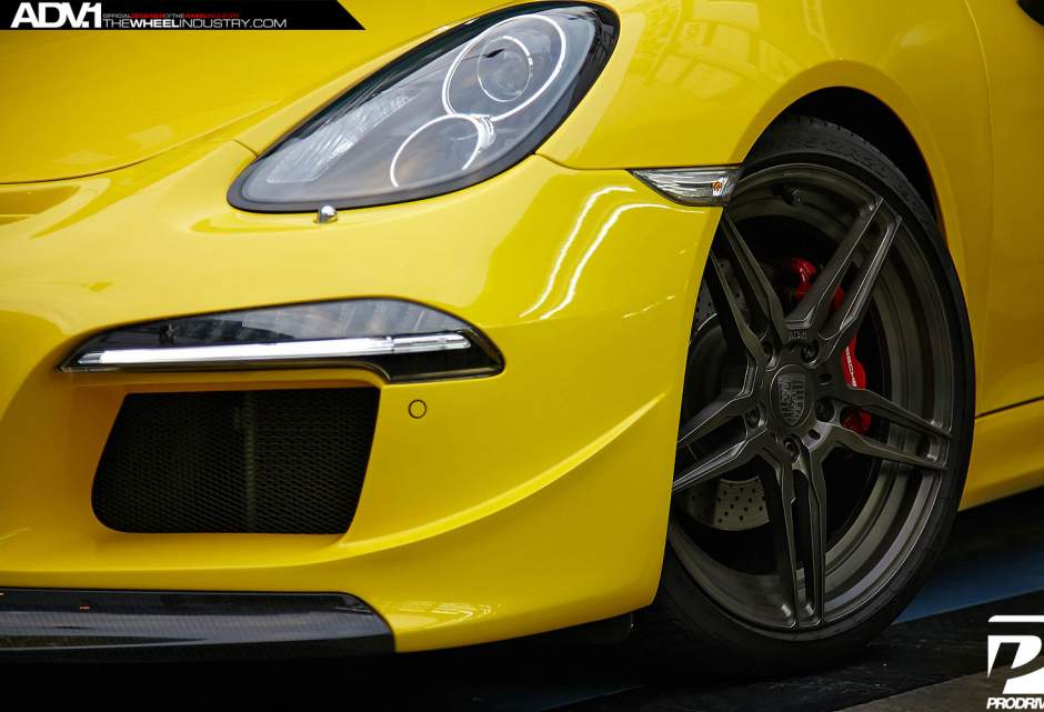 2014 Porsche Cayman photo