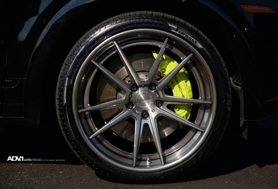 2015 Porsche Cayenne photo