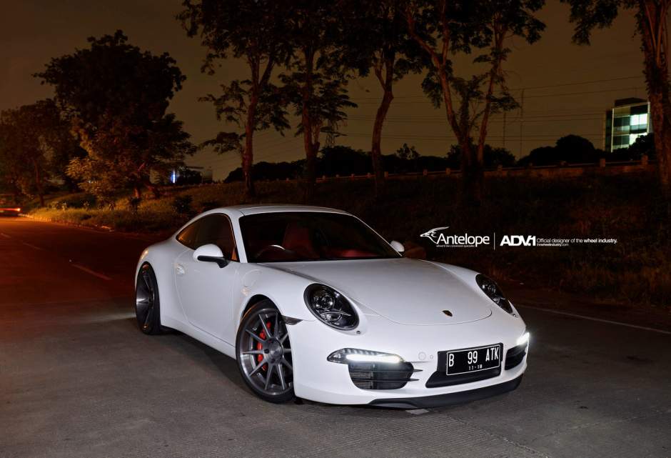 2015 Porsche 911 photo