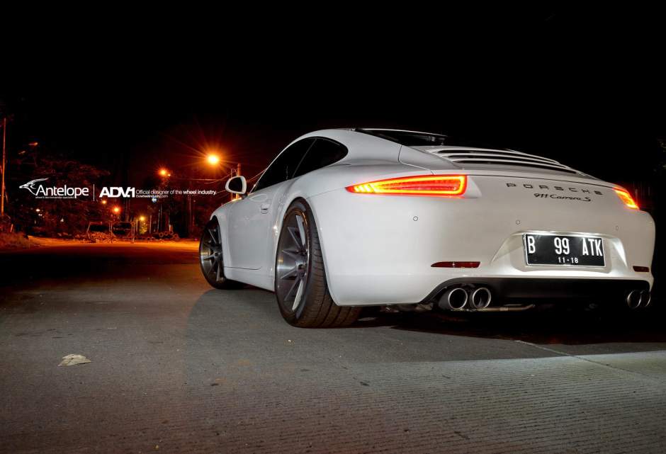 2015 Porsche 911 photo