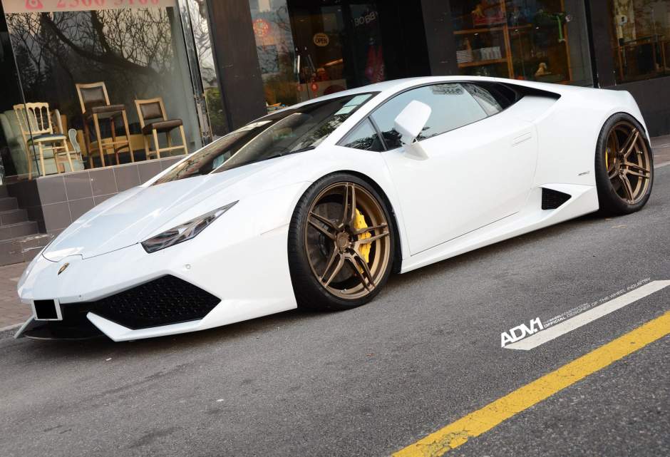 2015 Lamborghini Huracan photo