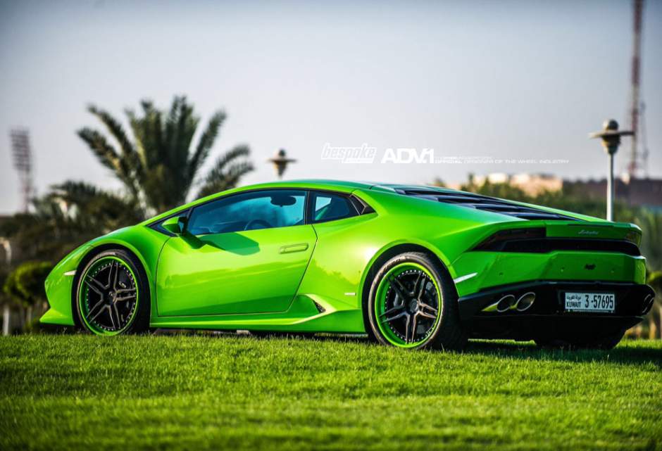 2015 Lamborghini Huracan photo