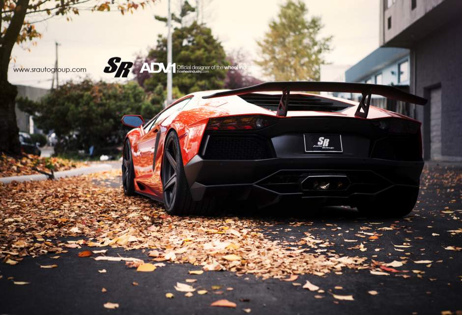 2013 Lamborghini Aventador photo