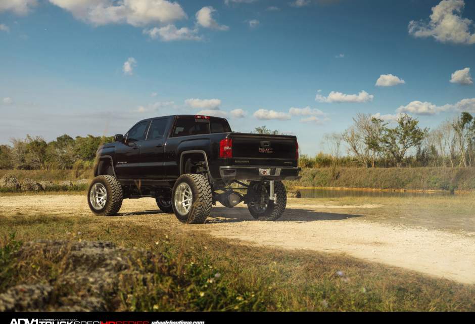 2015 GMC Sierra 2500HD photo