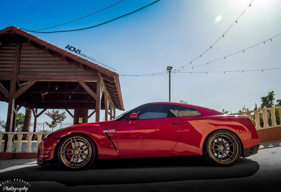 2015 Nissan GT-R photo
