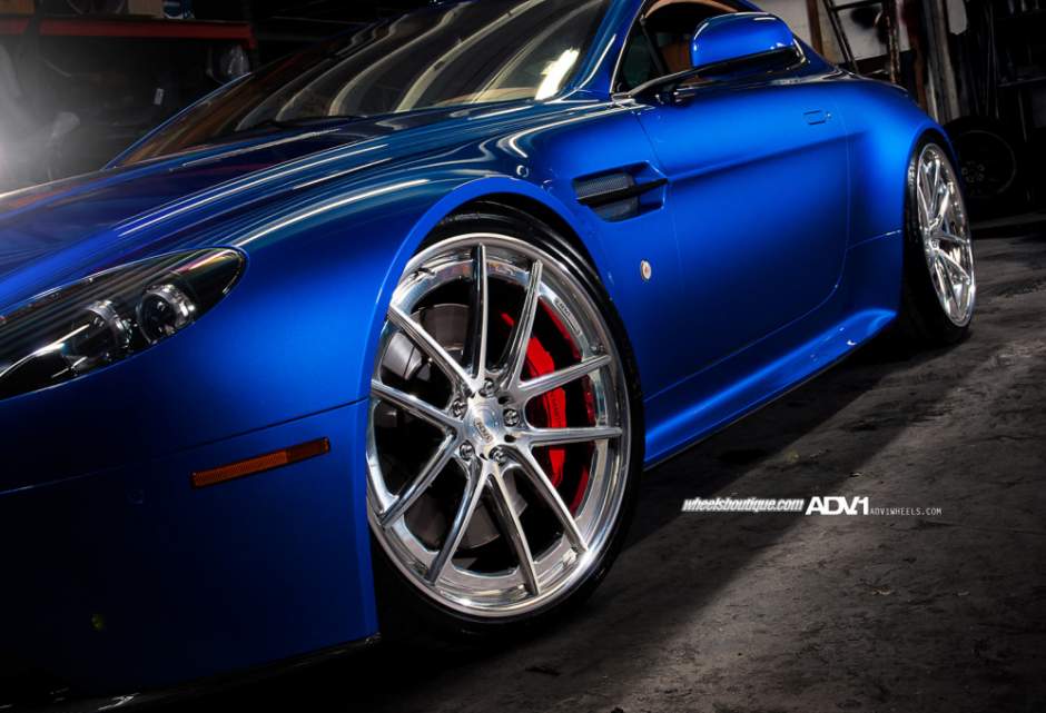 2014 Aston Martin V8 Vantage S photo