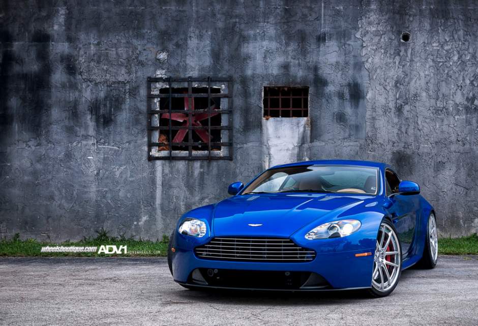 2014 Aston Martin V8 Vantage S photo
