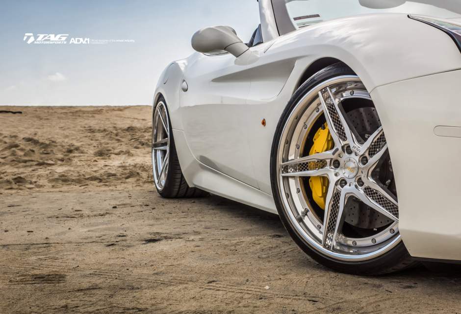 2014 Ferrari California photo