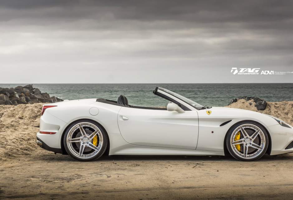 2014 Ferrari California photo