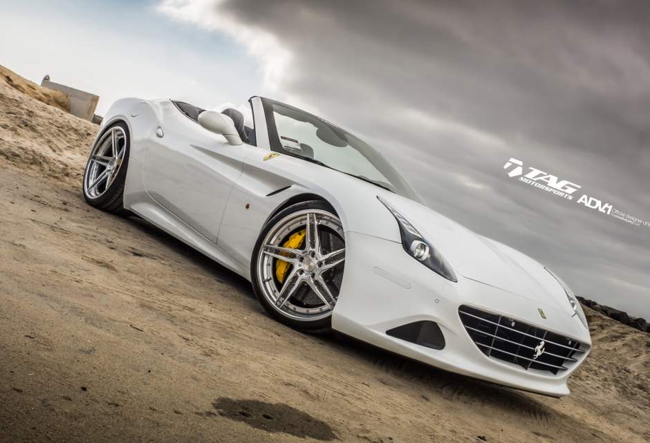 2014 Ferrari California photo