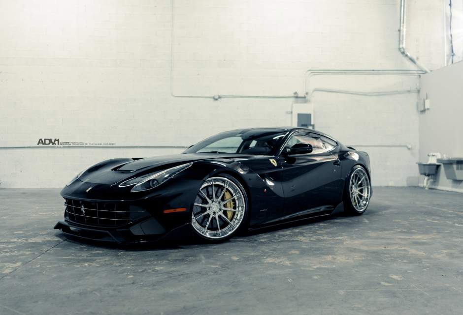 2014 Ferrari F12berlinetta photo