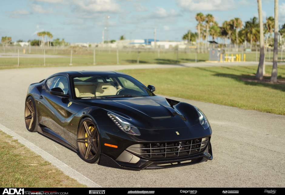 2014 Ferrari F12berlinetta photo