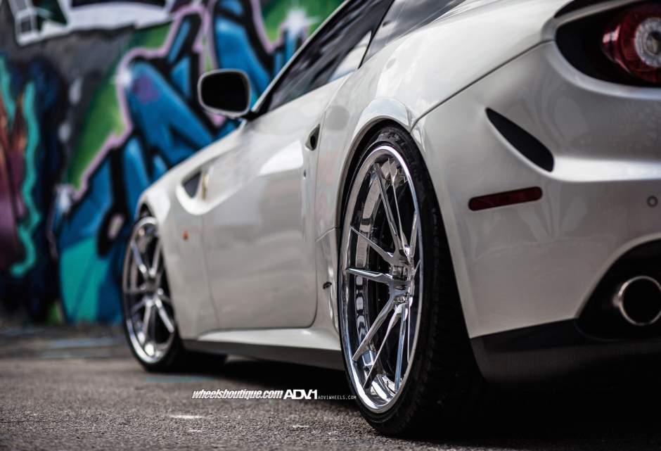 2014 Ferrari FF photo