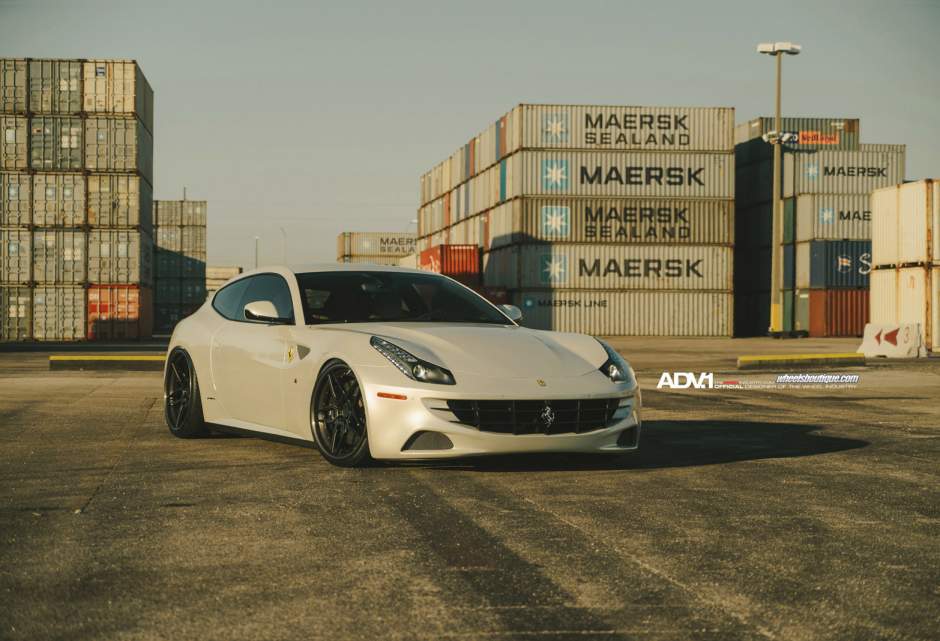 2013 Ferrari FF photo