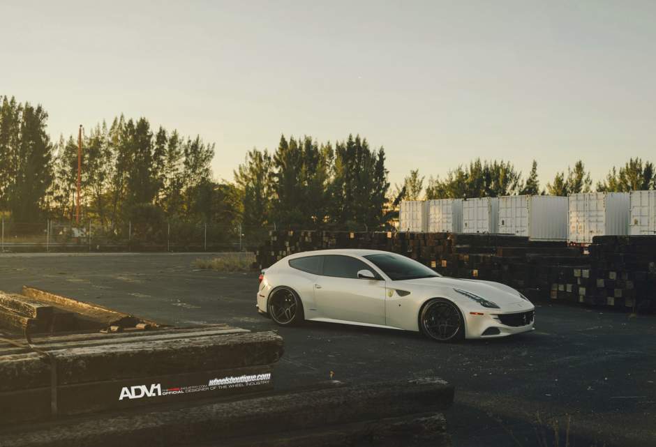 2013 Ferrari FF photo