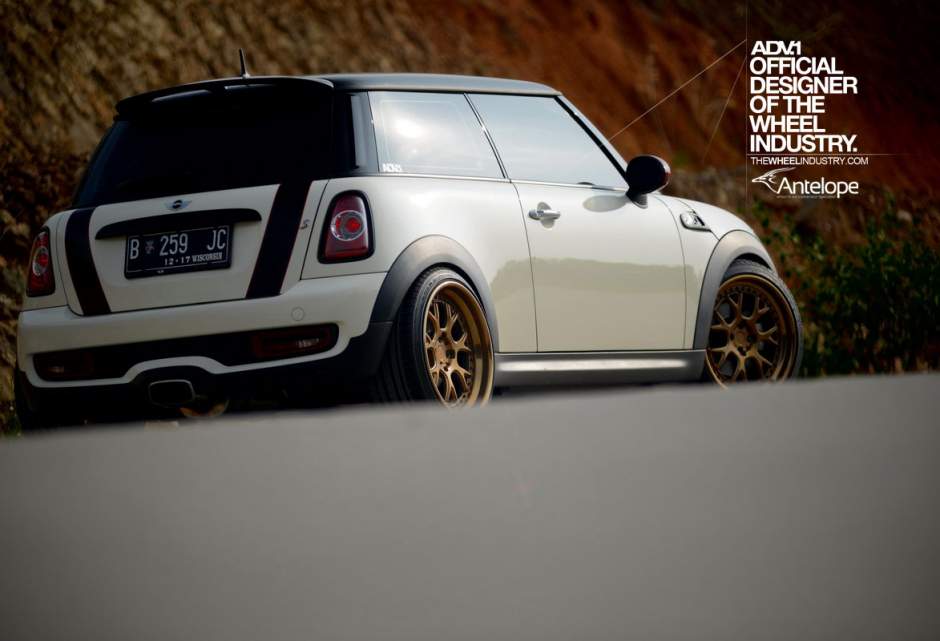2012 MINI Cooper S photo