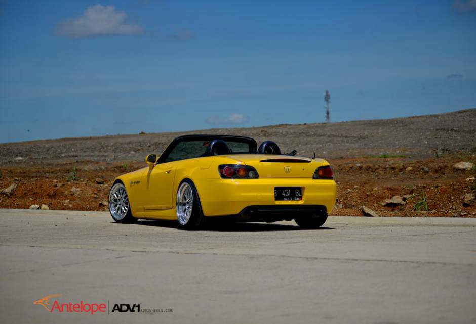 2005 Honda S2000 photo