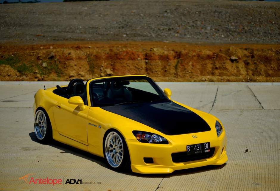 2005 Honda S2000 photo