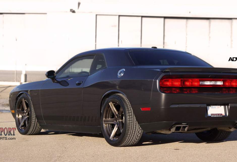 2014 Dodge Challenger photo