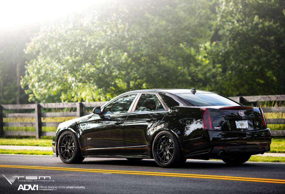 2014 Cadillac CTS-V photo