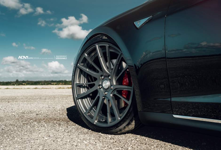 2014 Tesla Model S photo