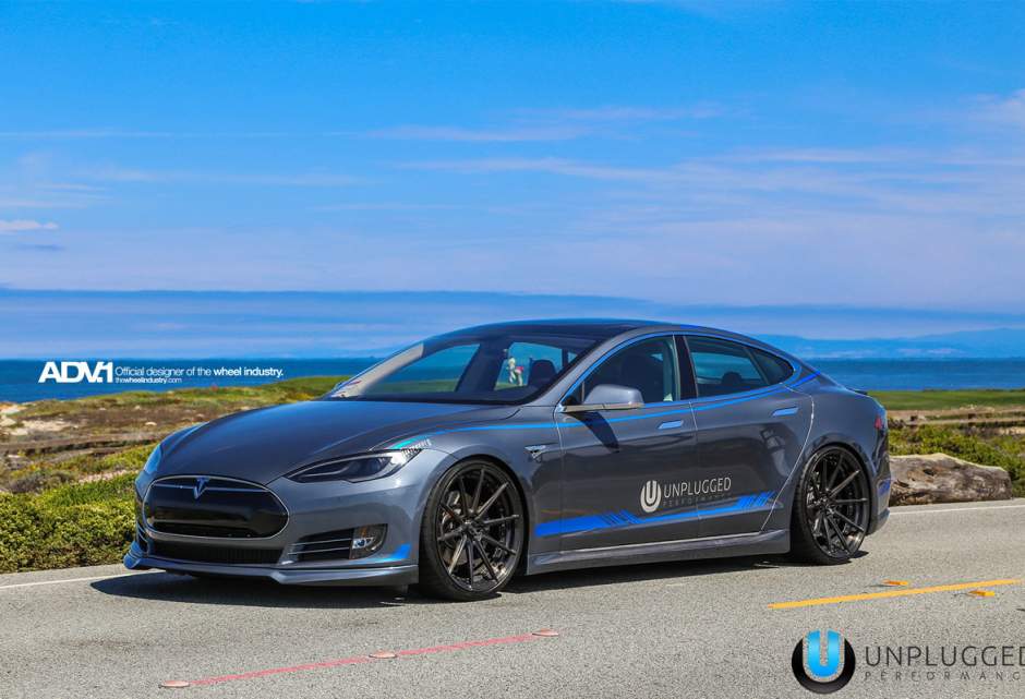 2014 Tesla Model S photo