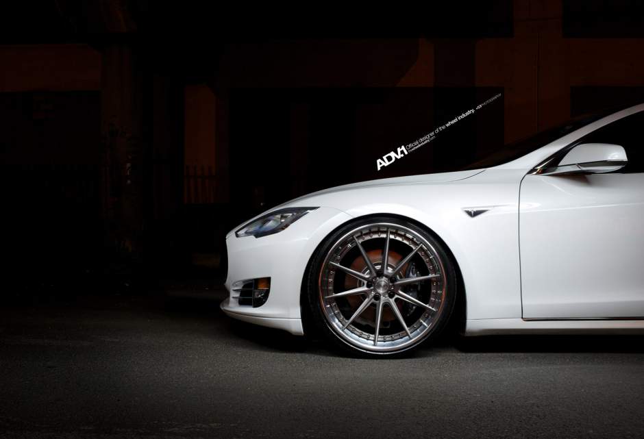 2013 Tesla Model S photo