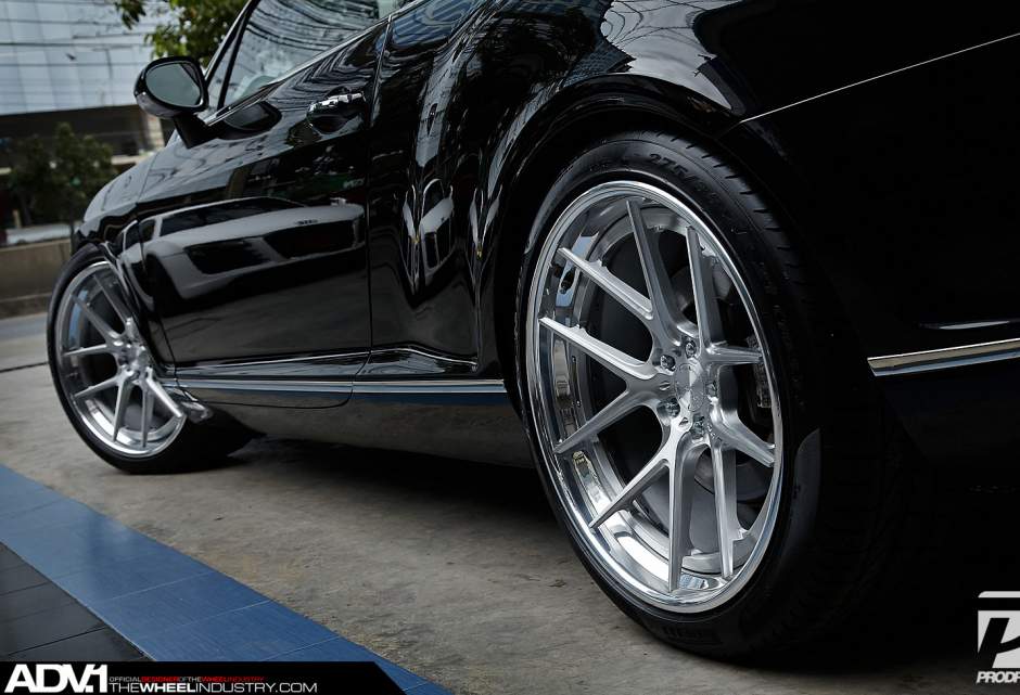 2014 Bentley Continental GT photo
