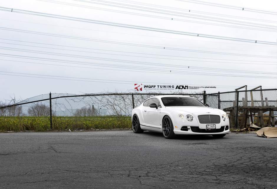 2014 Bentley Continental GT photo