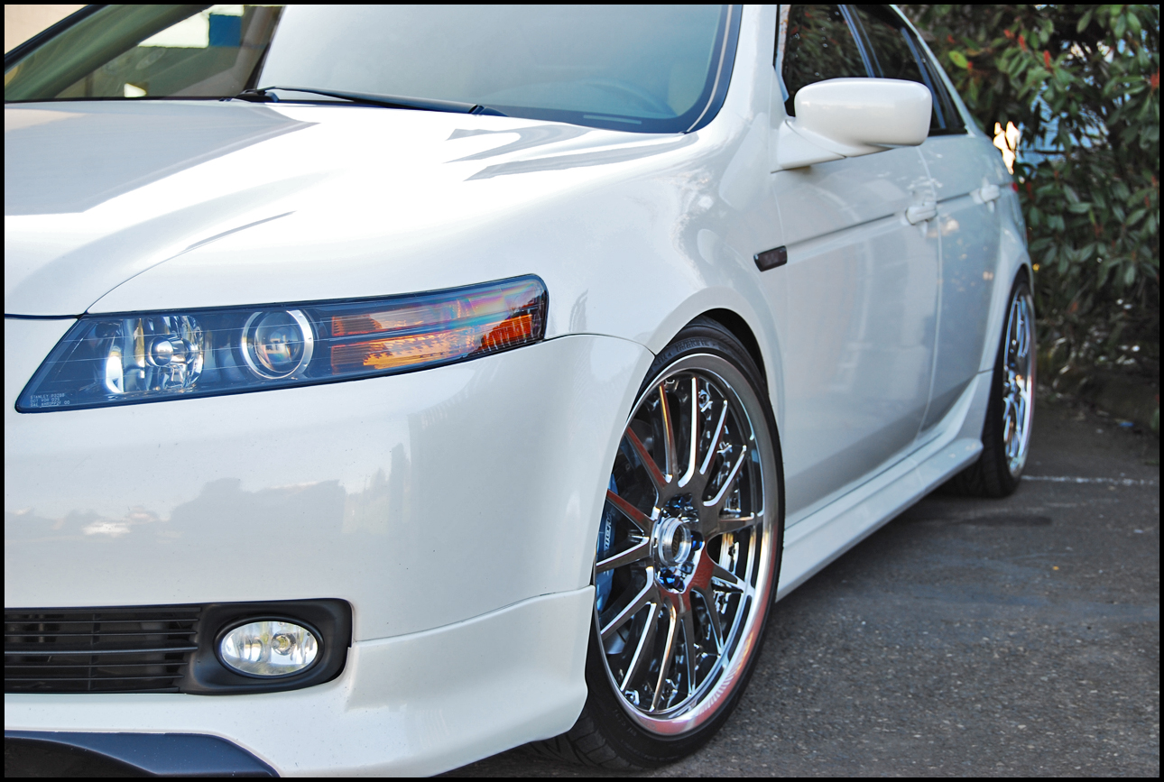 2004 Acura TL photo