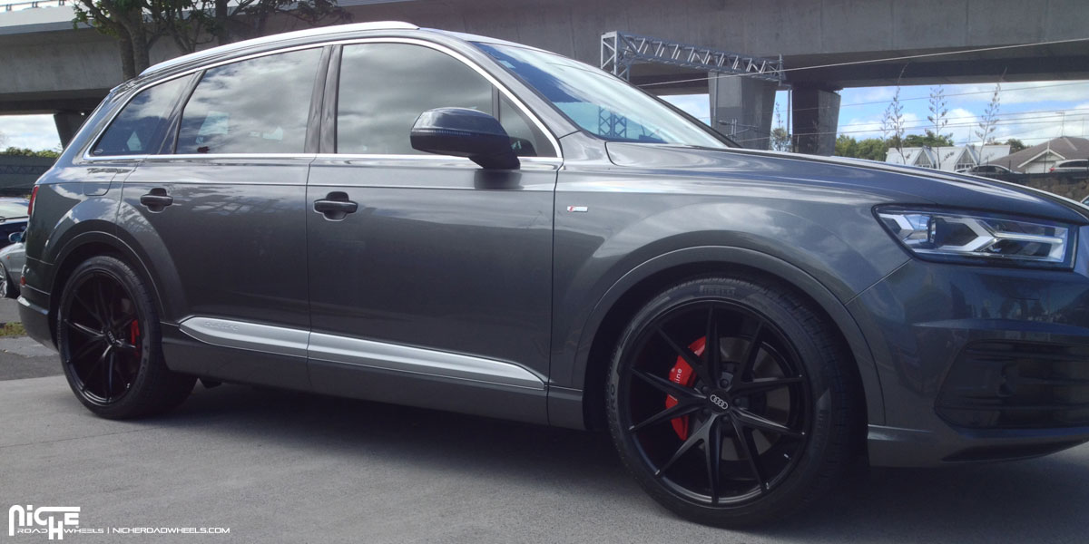 2015 Audi Q7 photo