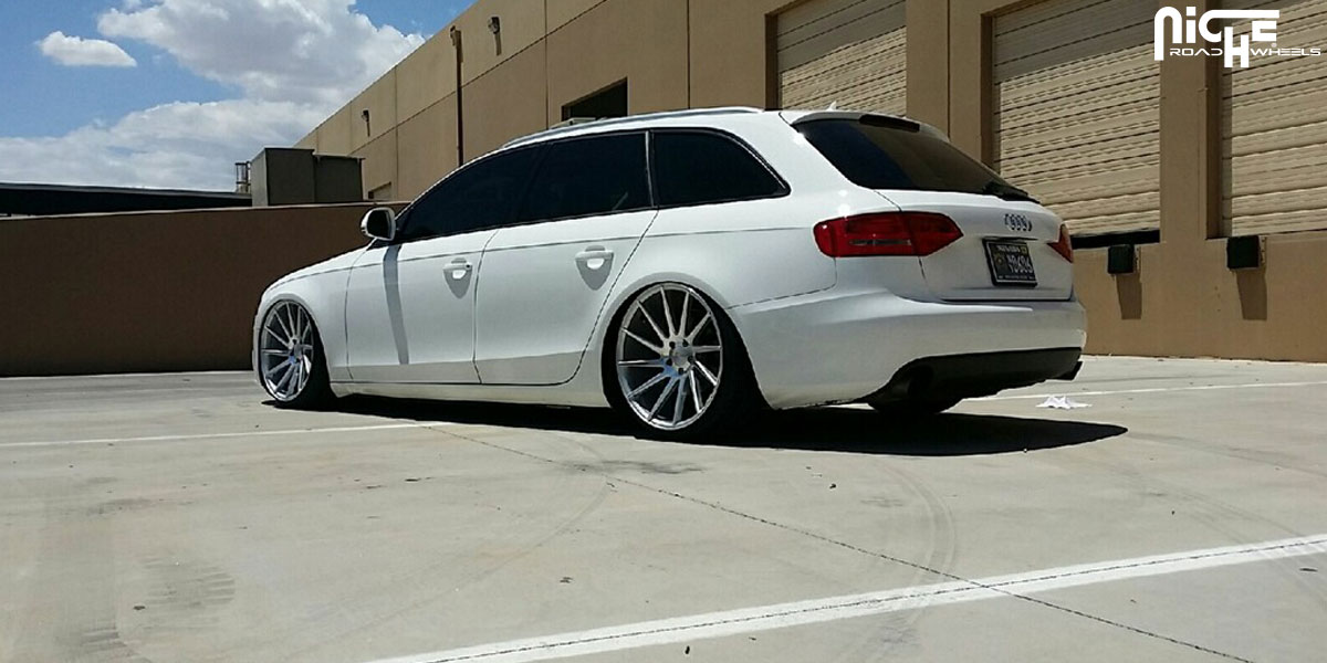 2009 Audi A4 photo