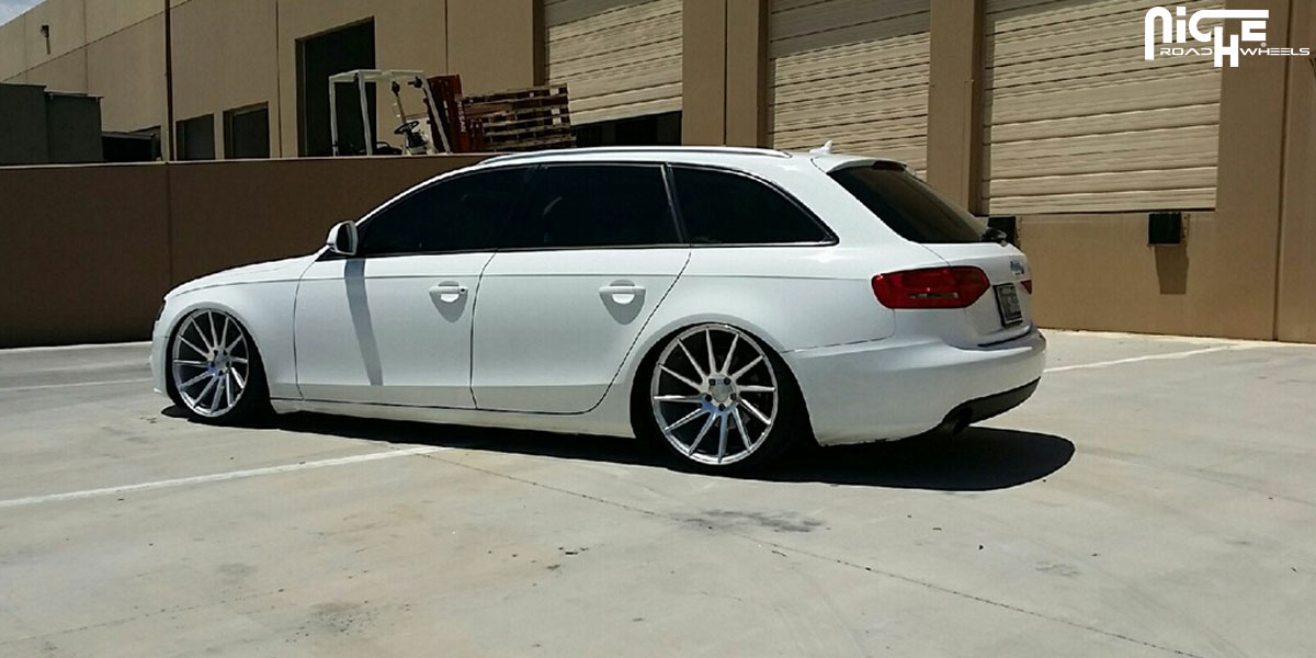 2009 Audi A4 photo