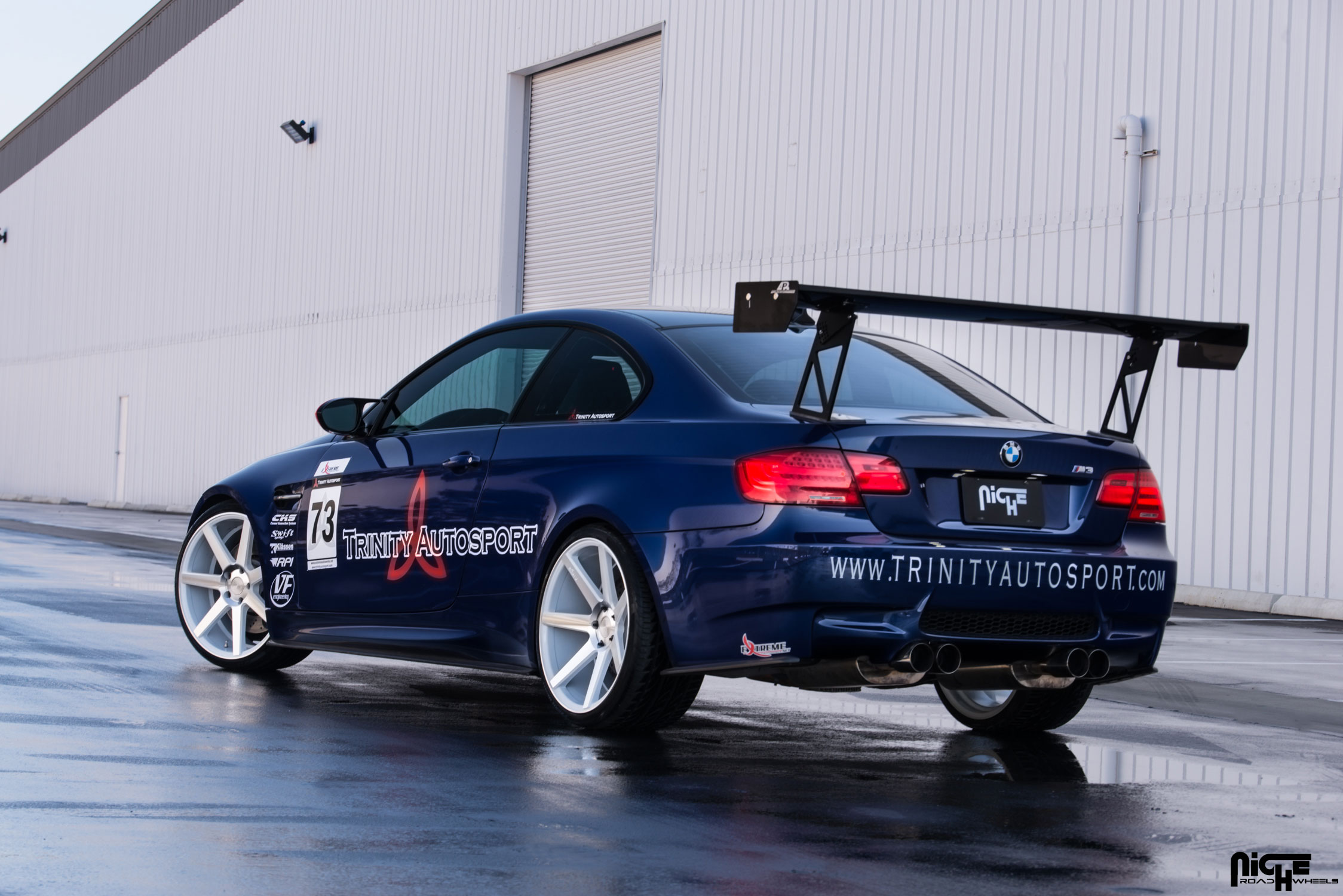 2011 BMW M3 photo
