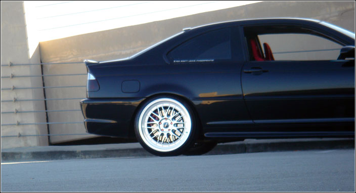 2001 BMW 330 photo