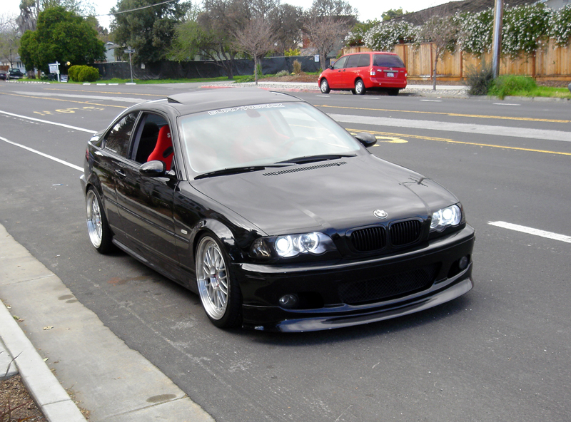 2001 BMW 330 photo