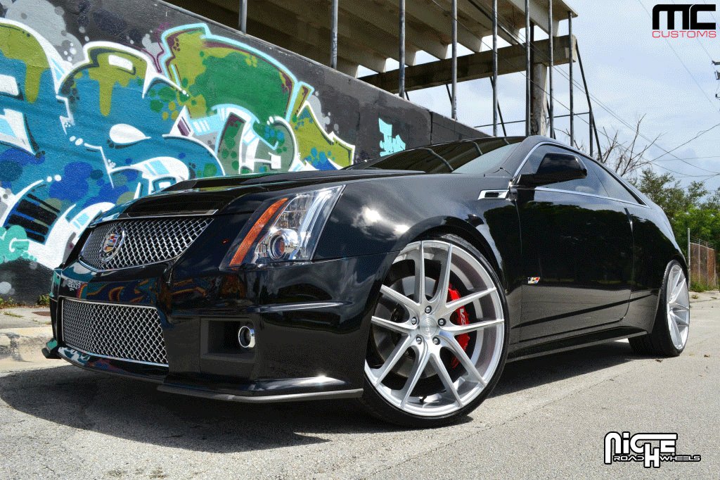 2014 Cadillac CTS-V photo