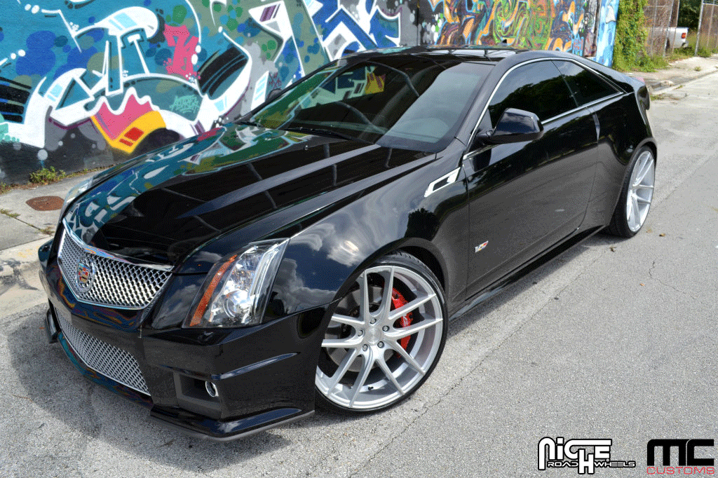 2014 Cadillac CTS-V photo