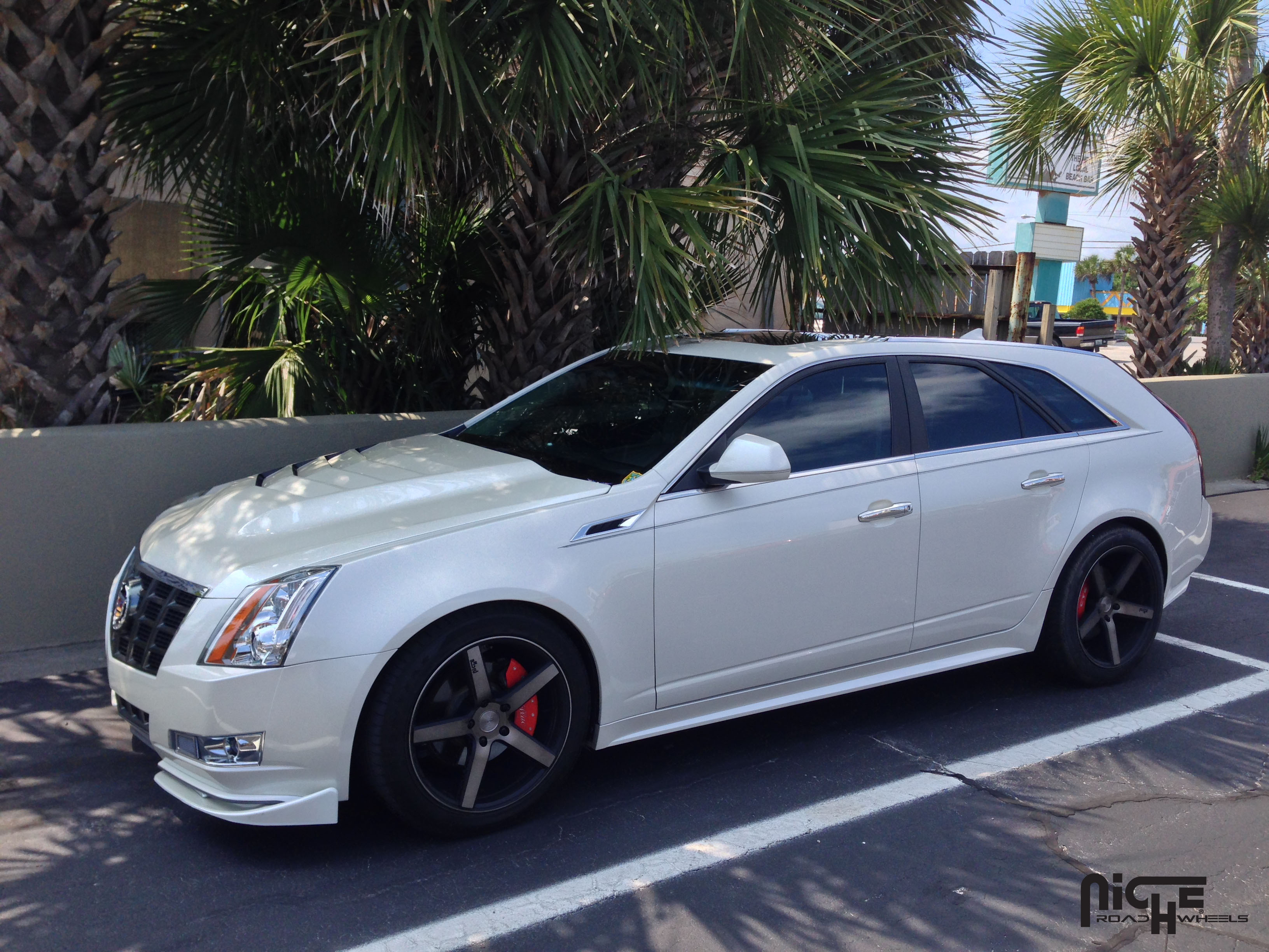 2014 Cadillac CTS photo