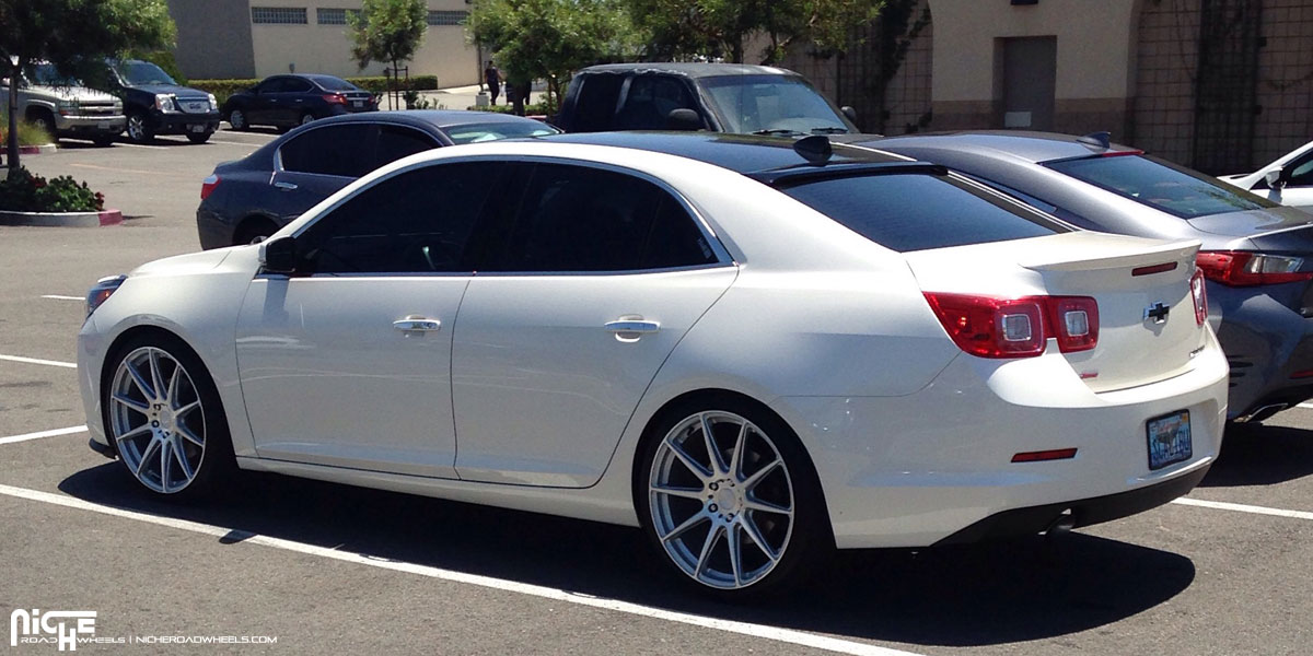 2014 Chevrolet Malibu photo