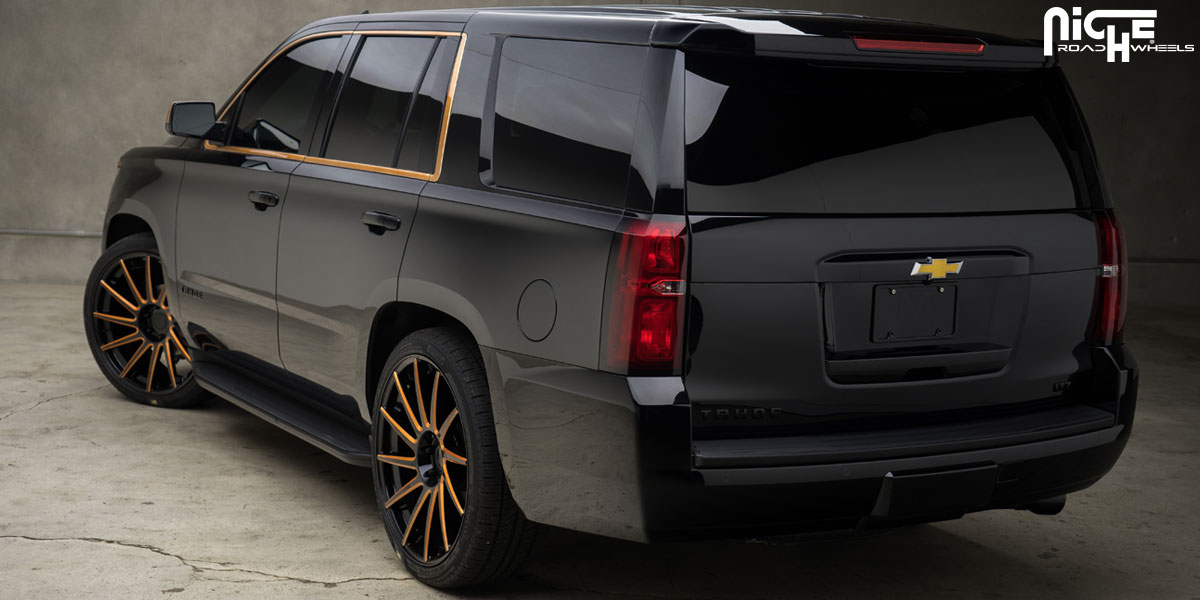 2015 Chevrolet Tahoe photo