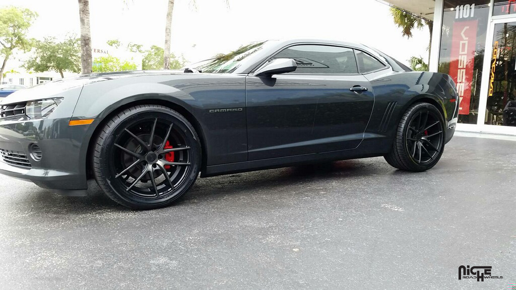 2015 Chevrolet Camaro photo