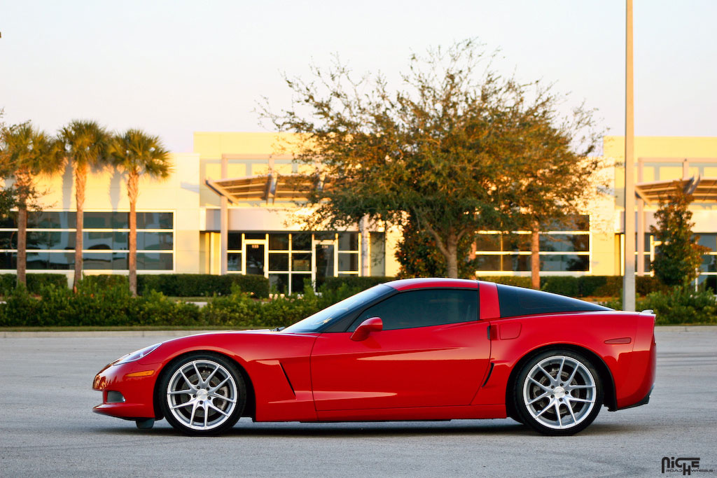 2009 Chevrolet Corvette photo
