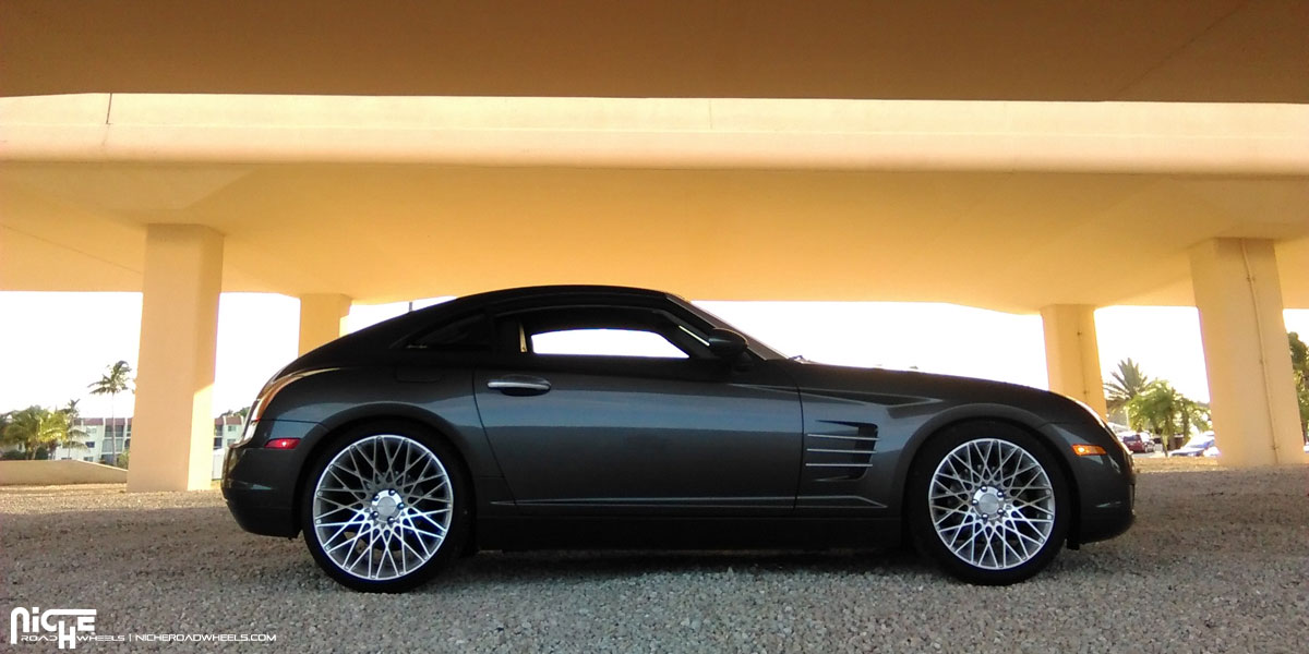 2008 Chrysler Crossfire photo